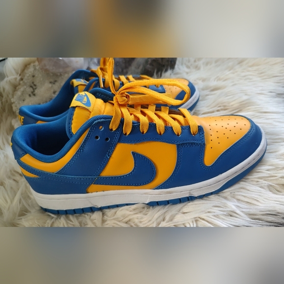 Men's Nike Dunk UCLA Basketball Shoes Sneakers Sz9 - Picture 4 of 11